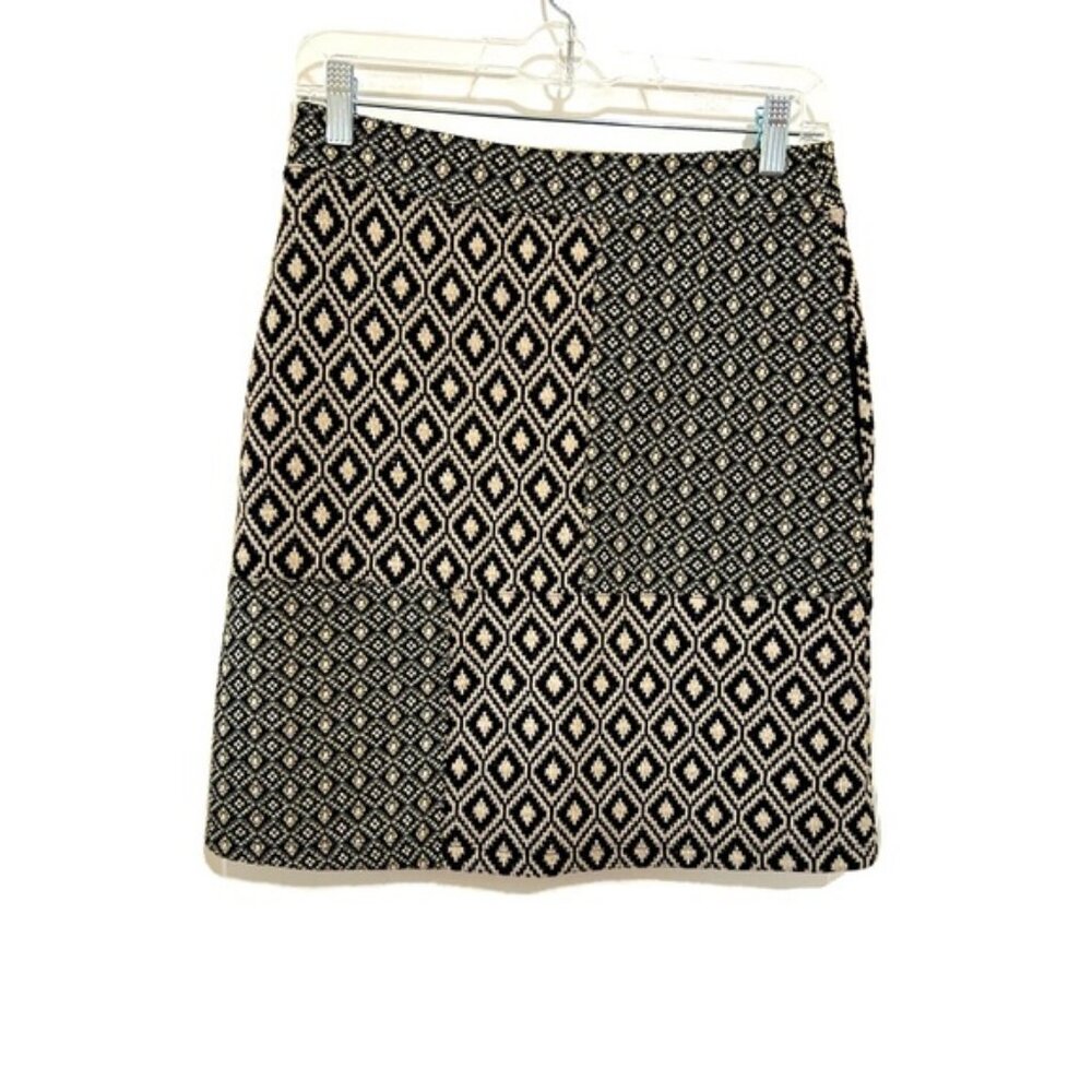 NWT NEXT  UK MINI SKIRT IN SIZE 6 GOLD EMBELLISHED TWO POCKETS BACK ZIPPER